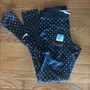 Nike Pro workout leggings size M BNWT
